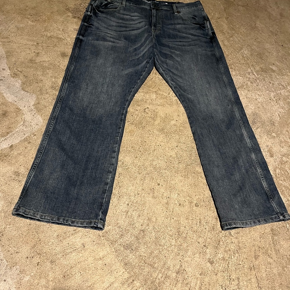 Wrangler Men's Relaxed Fit Dark Blue Jeans